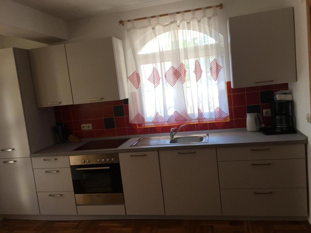 Apartman Put Svete Kate Raslina Zewnętrze zdjęcie